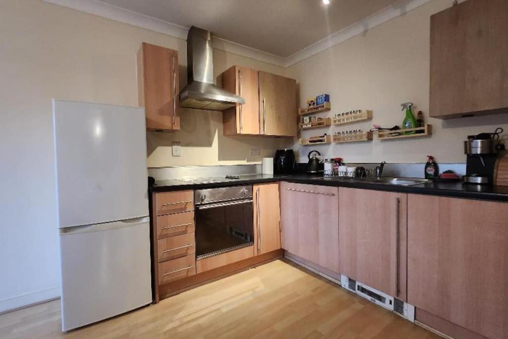 2 Bedroom Apartment Liverpool Exterior foto