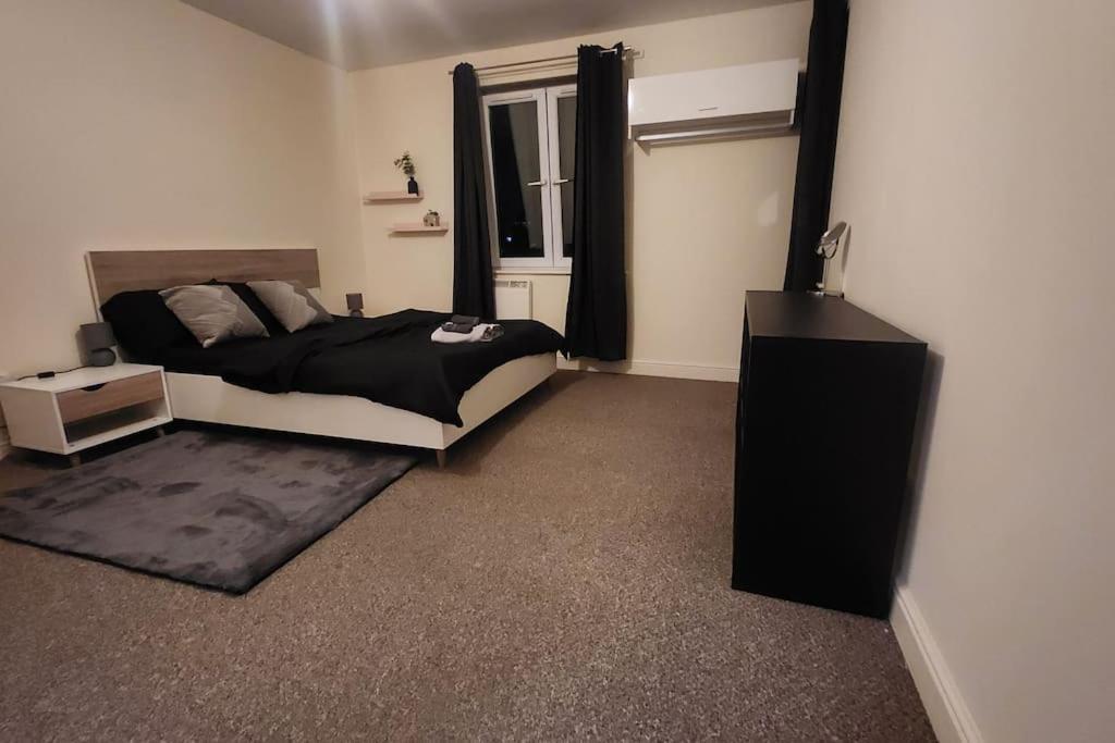 2 Bedroom Apartment Liverpool Exterior foto